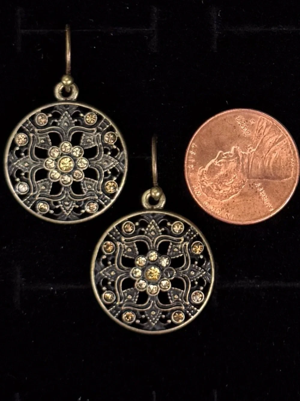 Pretty Bohemian chic bronze tone delicate circle bling pierced earrings